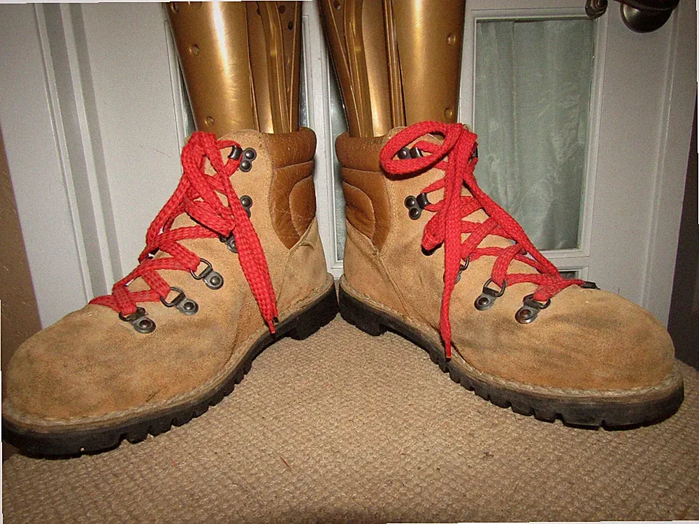 Montello Italy Vibram Hiking Mountaineering Boots Men's approx 11 measured